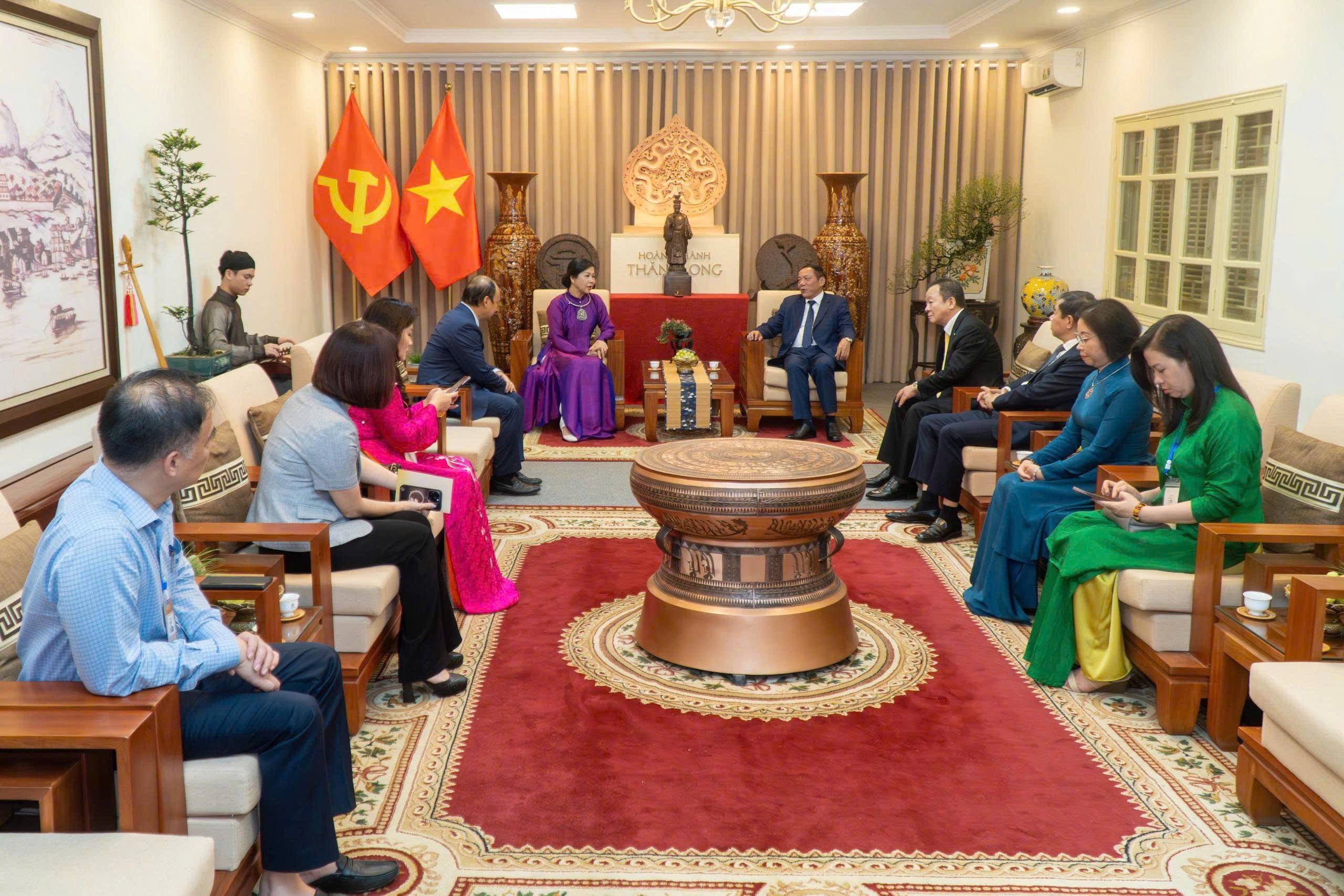 Tôn vinh trà đạo Việt Nam – “Di sản trong lòng di sản” tại Hoàng Thành Thăng Long