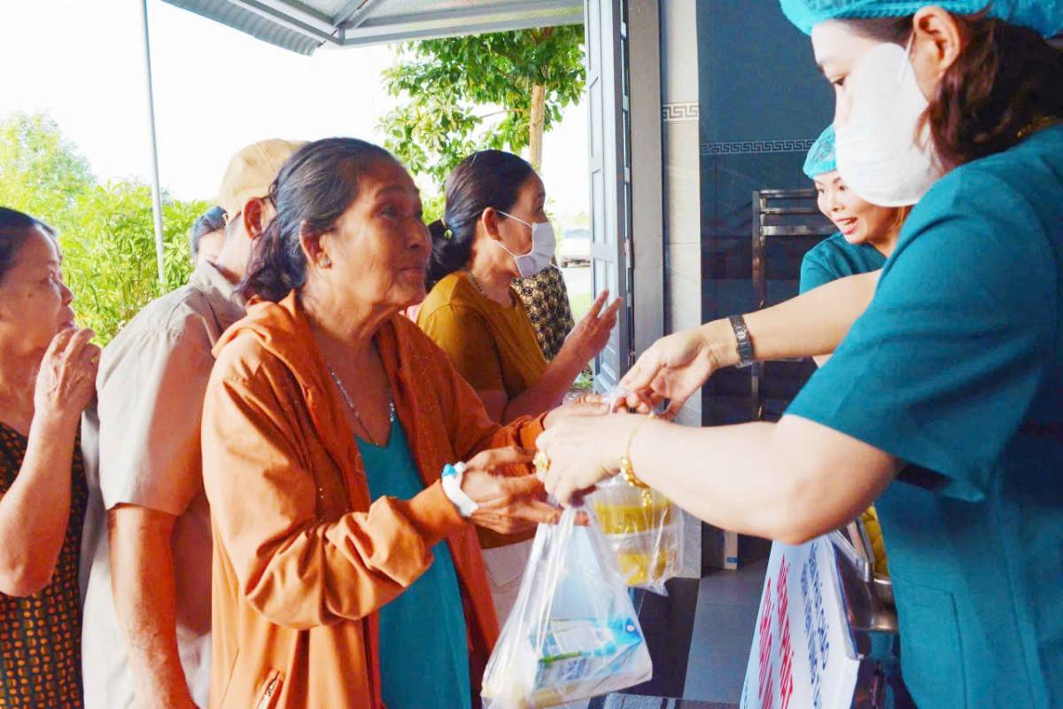 Doanh nhân Nguyễn Quốc Phú – Người âm thầm tiếp sức cho “Nồi cháo nhân ái 2 Tam Thắng”