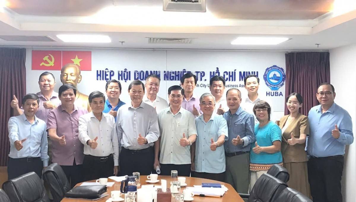 Chụp cùng Hội Doanh nghiệp TP. Hồ Chí Minh