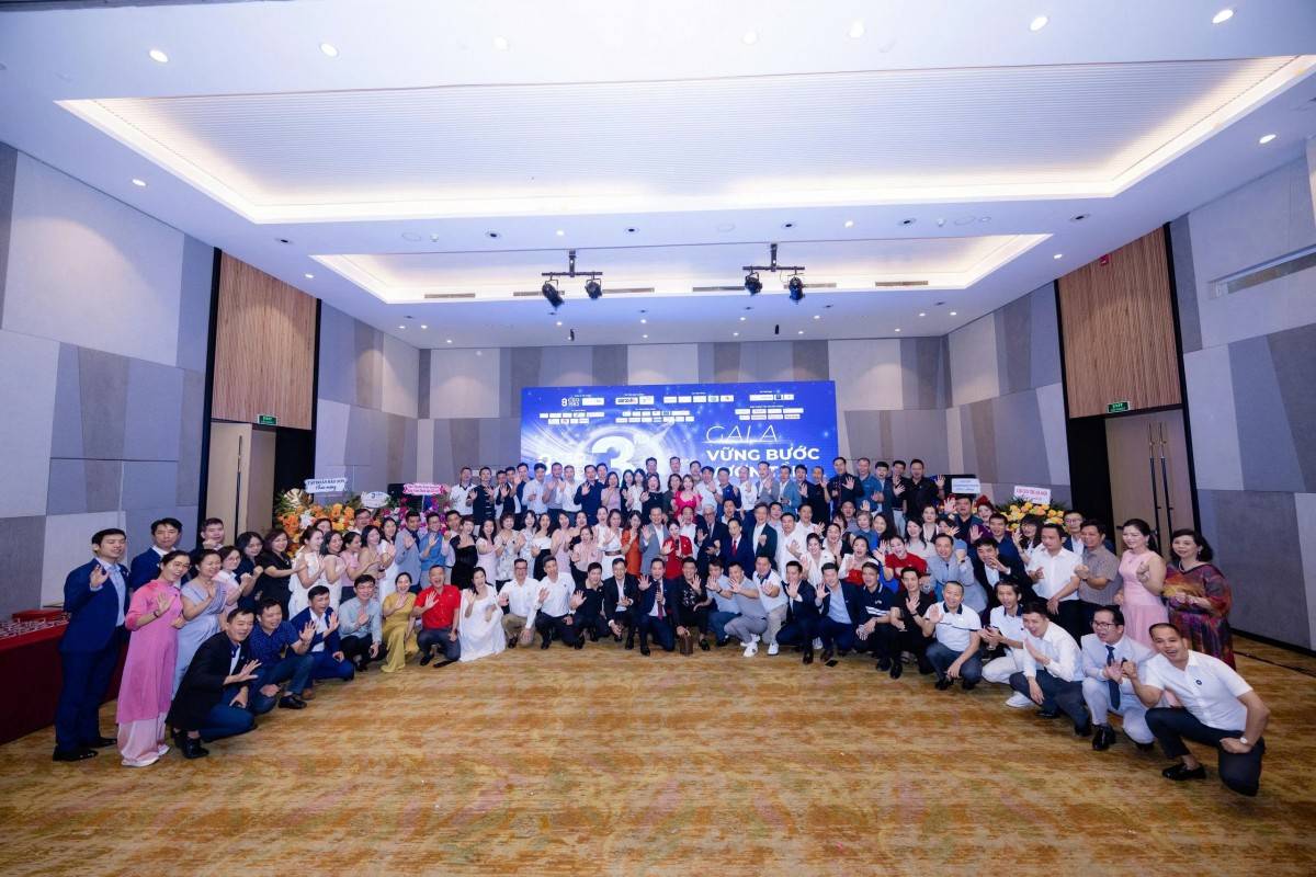 Lễ kỷ niệm 3 năm thành lập CLB, tổ chức ngày 12/10 tại Hà Nội, diễn ra trong không khí trang trọng và ấm áp với chủ đề “Vững bước - Vươn tầm.” Sự kiện có sự tham dự của hơn 150 đại biểu