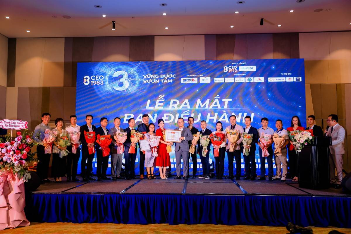 Lễ ra mắt ban điều hành mới của CLB CEO 1983