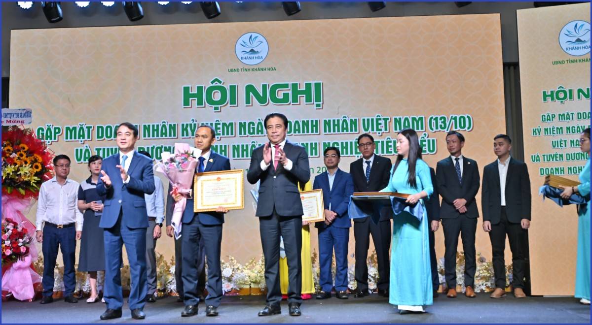 Bí thư Tỉnh ủy Khánh Hòa Nghiêm Xuân Thành: 