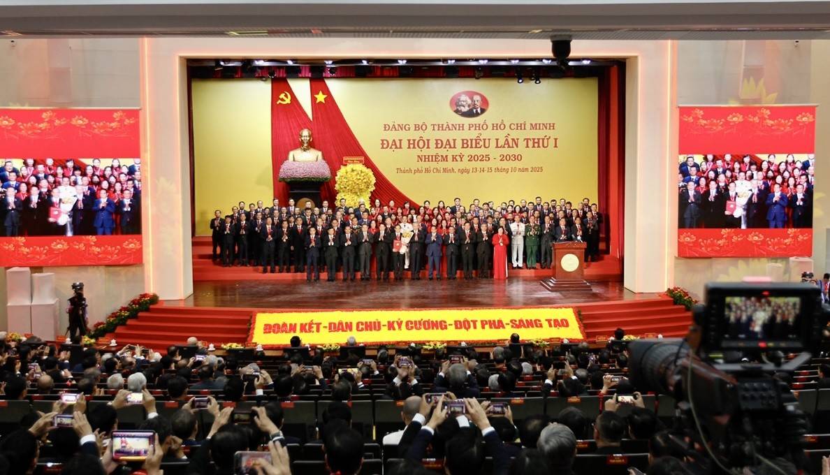 Bí thư Thành ủy Trần Lưu Quang: “TP. Hồ Chí Minh phải vươn tầm khu vực và thế giới”