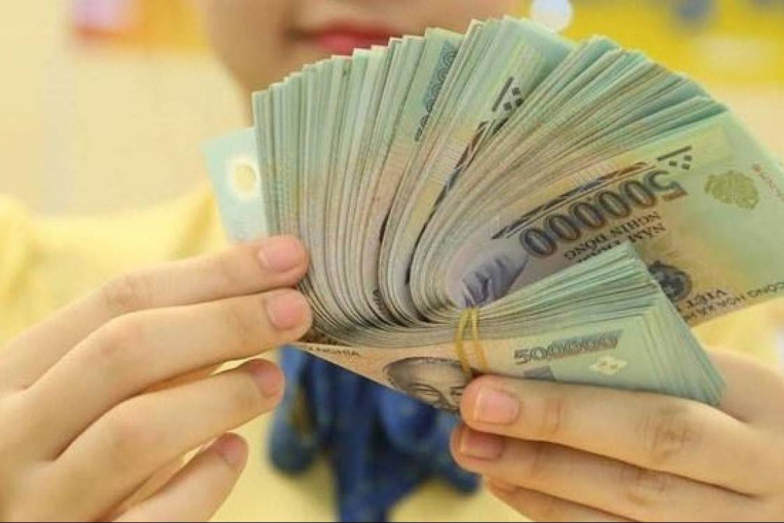 Bộ Nội vụ dự kiến trình Chính phủ phương án tăng lương tối thiểu 7,2% trước tháng 11