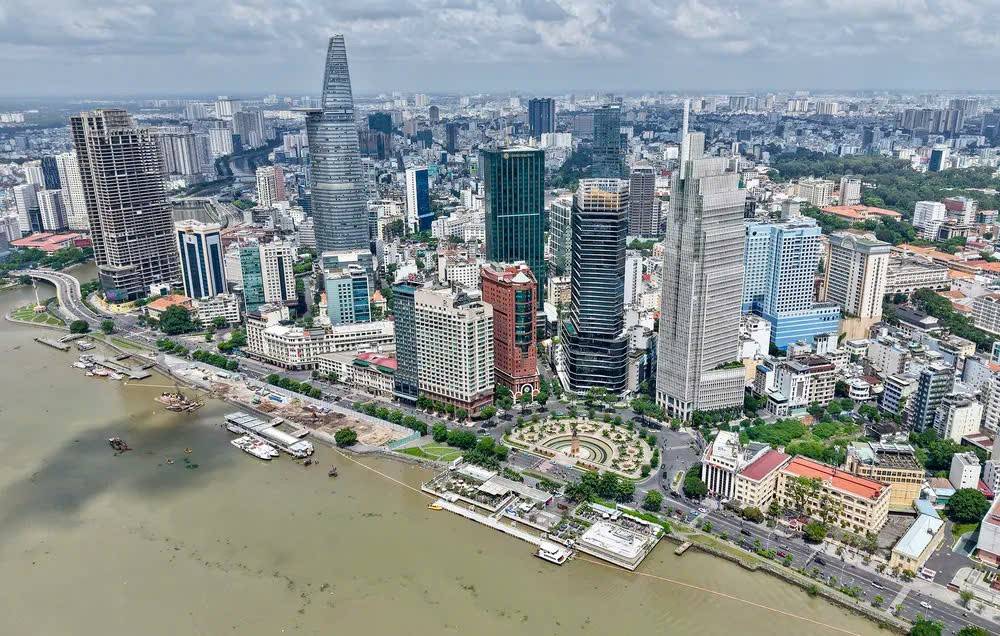 Tầm nhìn xa hơn, đến năm 2045 – 100 năm thành lập nước, TP. Hồ Chí Minh phấn đấu nằm trong nhóm 100 thành phố tốt nhất thế giới, 