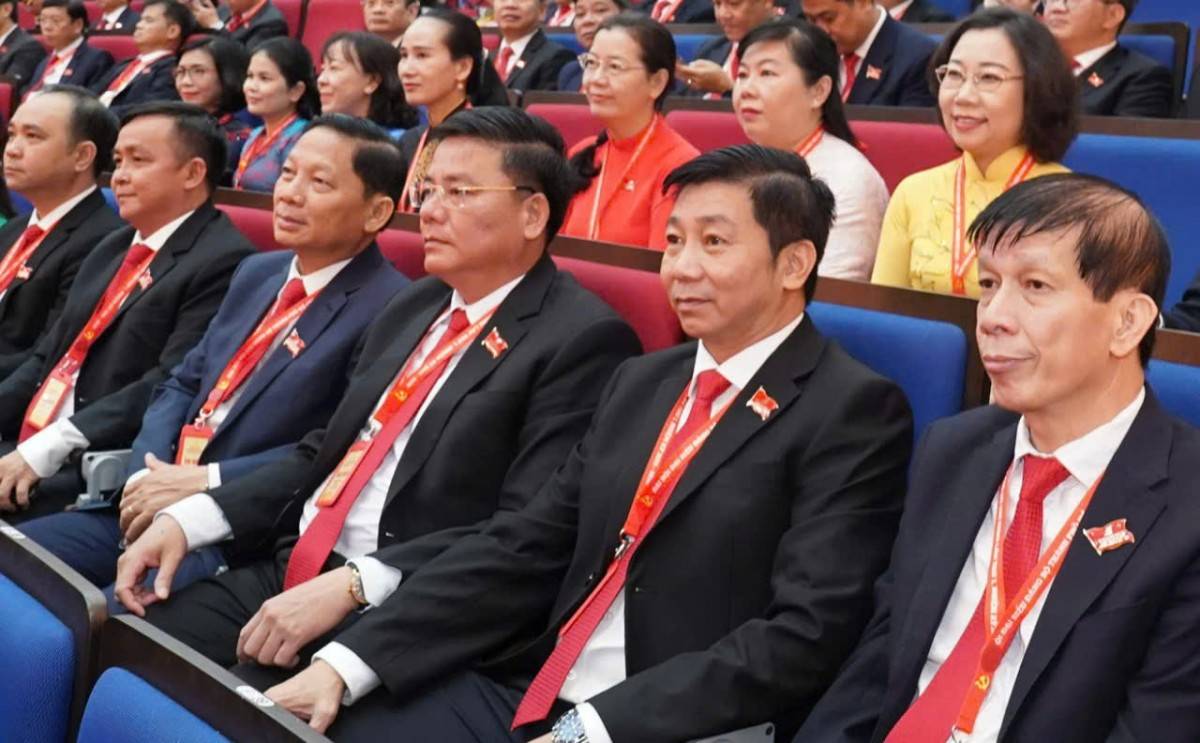 Đảng bộ TP.HCM - Ảnh 2. Các đại biểu trong ngày làm việc cuối cùng của Đại hội - Ảnh: Đ.H.