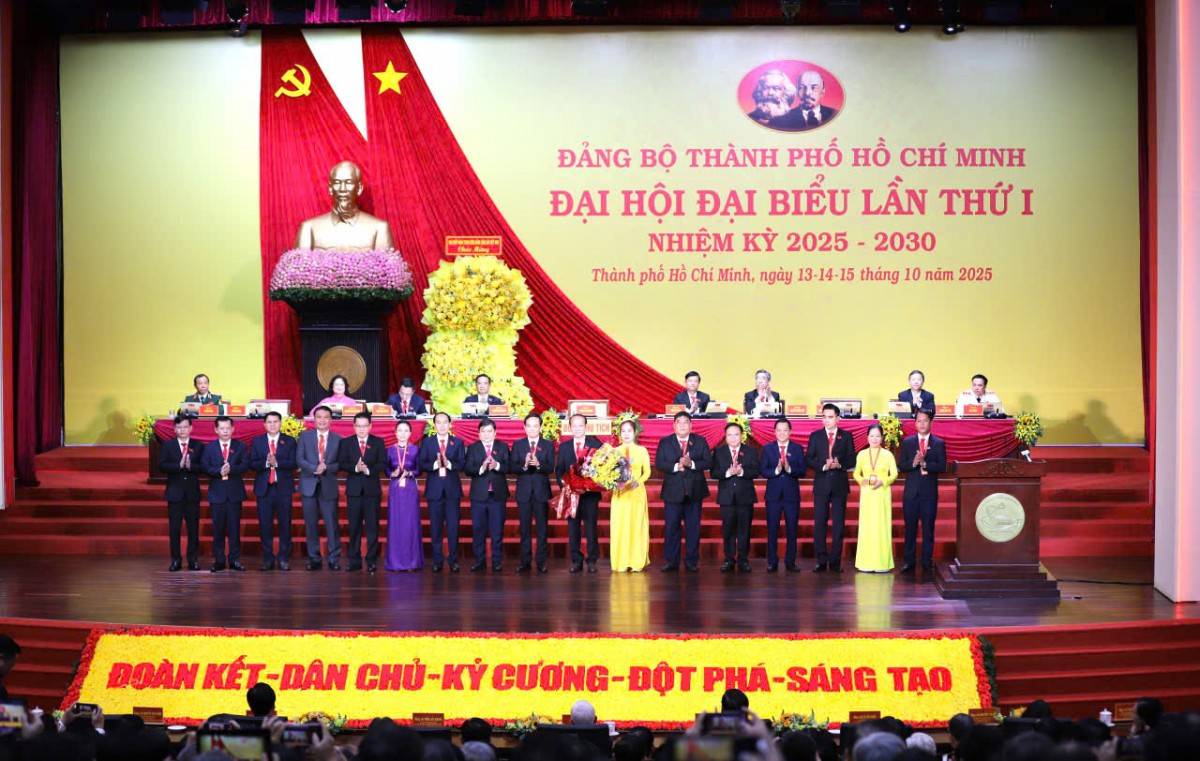 Ủy ban Kiểm tra Thành ủy TPHCM nhiệm kỳ 2025-2030 ra mắt đại hộ