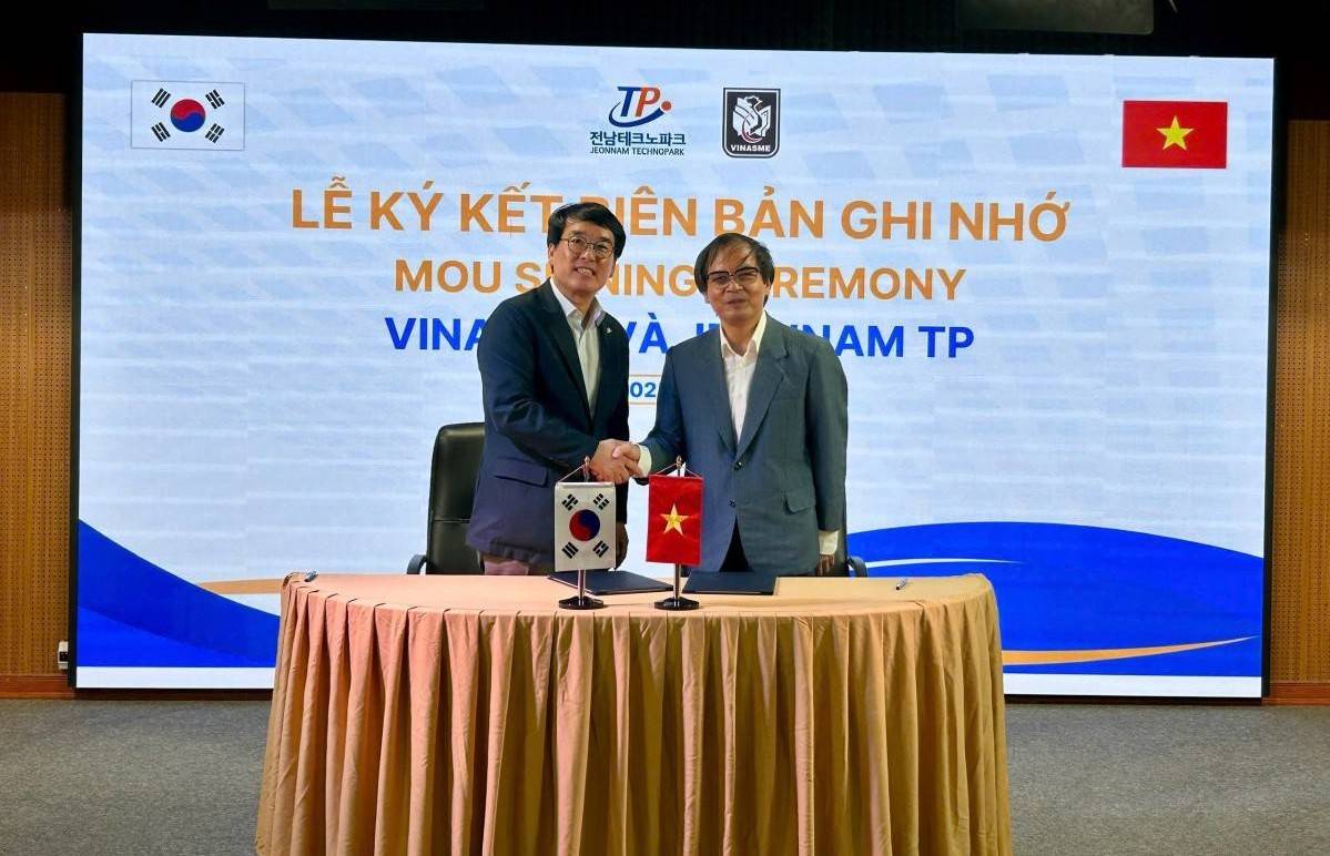 VINASME và Jeonnam Technopark ký kết MOU hợp tác công nghệ, đào tạo nhân lực và xúc tiến thương mại