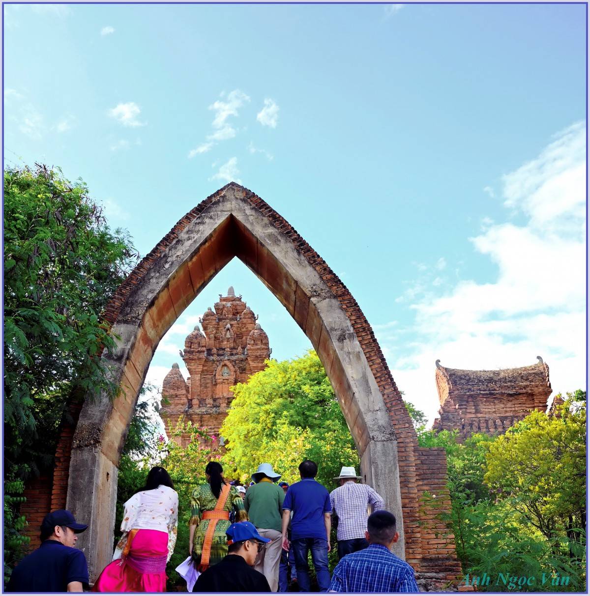 Khánh Hòa tham gia Hội chợ mùa thu 2025: Sản phẩm du lịch độc đáo, 7 thực đơn truyền thống kết hợp hiện đại