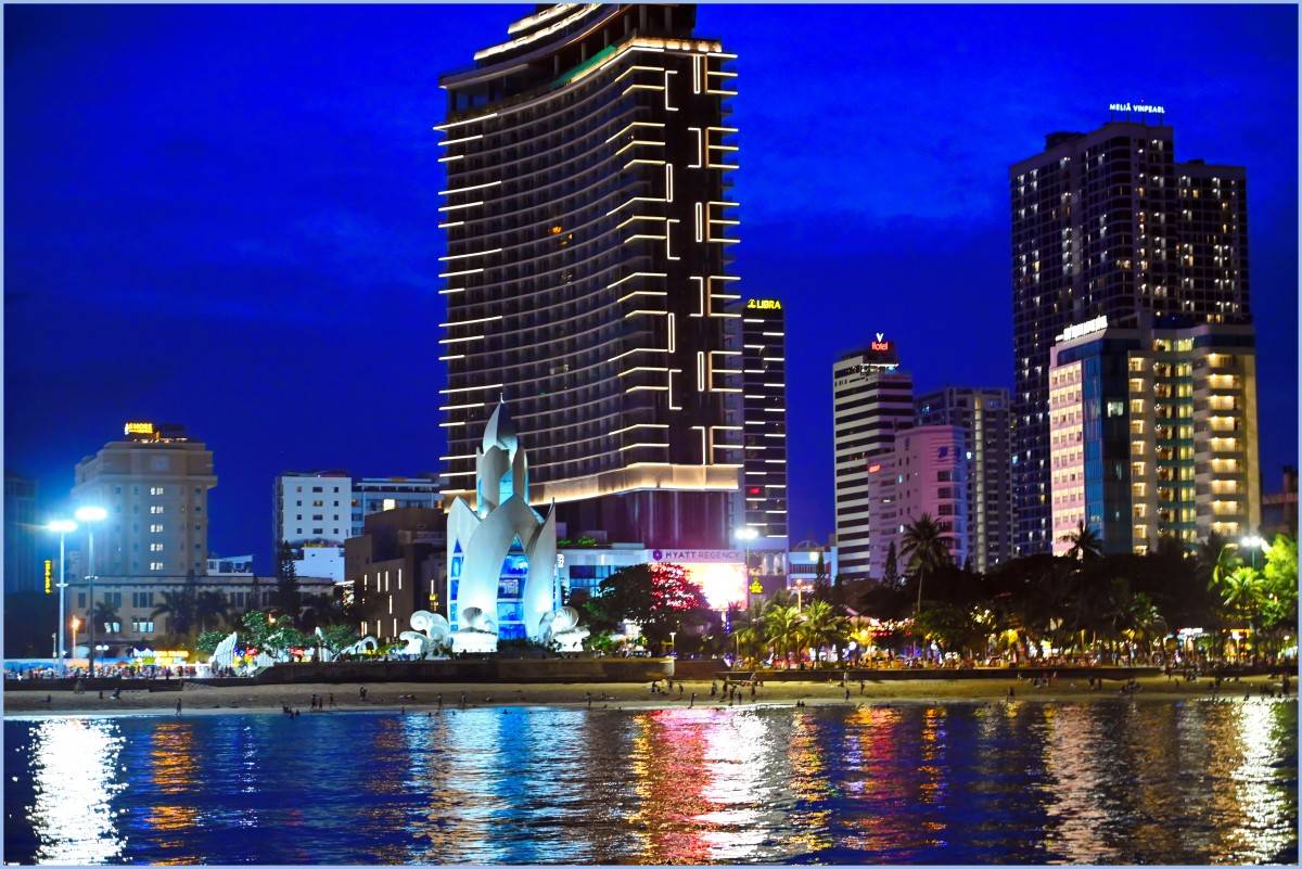 Khánh Hòa tham gia Hội chợ mùa thu 2025: Sản phẩm du lịch độc đáo, 7 thực đơn truyền thống kết hợp hiện đại