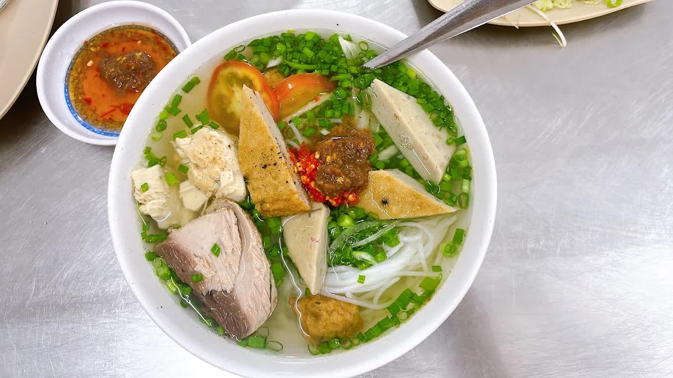 Khánh Hòa tham gia Hội chợ mùa thu 2025: Sản phẩm du lịch độc đáo, 7 thực đơn truyền thống kết hợp hiện đại