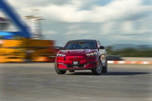 Ứng dụng Ford kết nối thông minh, trải nghiệm Ford theo cách của bạn