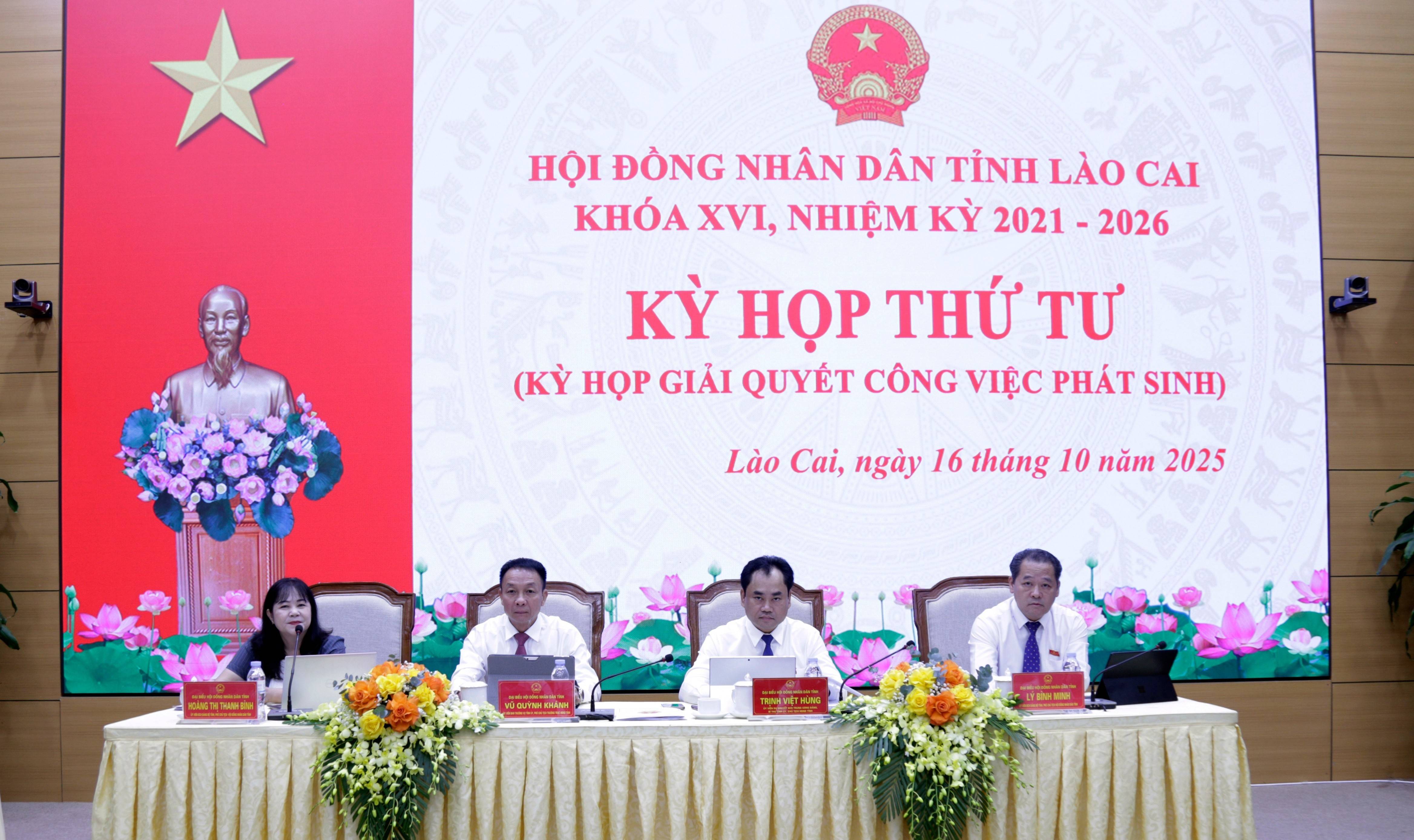 Lào Cai thông qua 14 nghị quyết, tăng tốc hoàn thành mục tiêu phát triển năm 2025