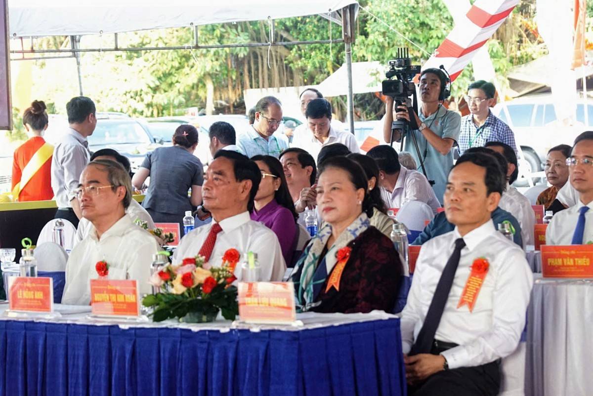 Tham dự lễ khánh thành có ông Trần Lưu Quang, Bí thư Trung ương Đảng, Bí thư Thành ủy TP. Hồ Chí Minh, cùng nguyên Chủ tịch Quốc hội Nguyễn Thị Kim Ngân; Đại tướng Lê Hồng Anh, nguyên Thường trực Ban Bí thư;