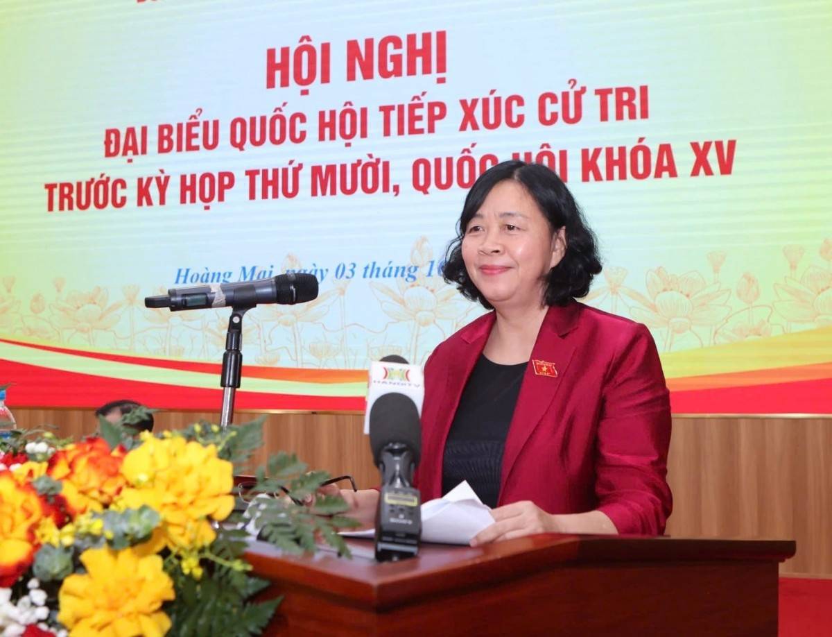 Đoàn Đại biểu Quốc hội TP. Hà Nội vừa có buổi tiếp xúc cử tri 11, phường, xã thuộc đơn vị bầu cử số 4 để chuẩn bị cho kỳ họp thứ mười, Quốc hội khóa XV.  Tại buổi tiếp xúc, các cử tri đã tập trung đưa ra các ý kiến về tình hình giá đất, việc cải tạo, sửa chữa các chung cư cũ trên địa bàn Thủ đô.