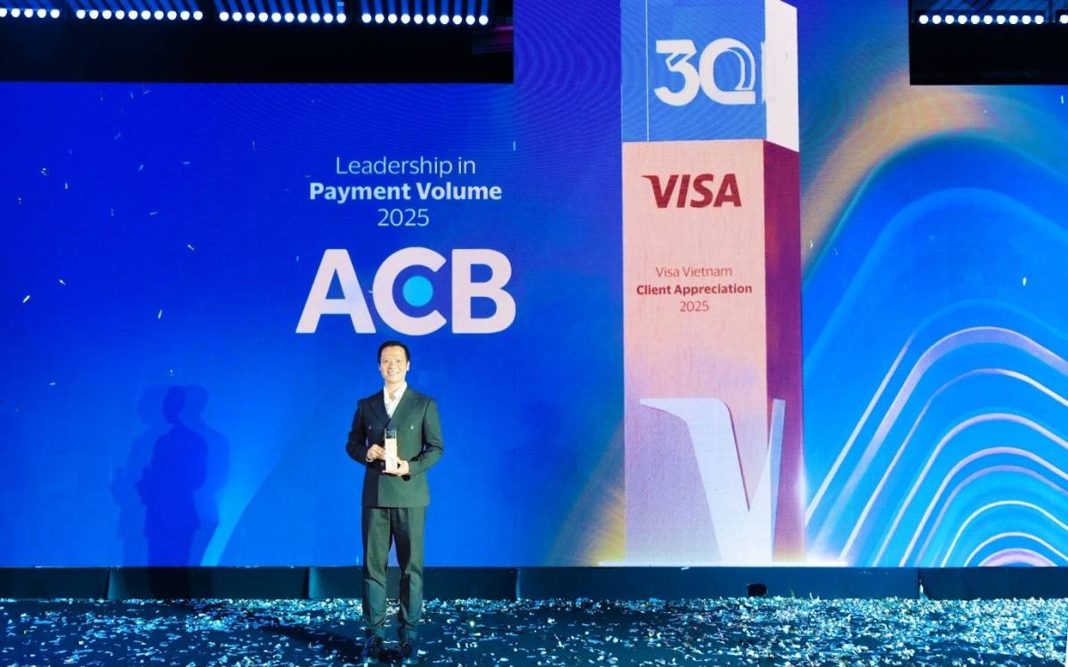: Ông Nguyễn Tâm Khoa, Phó Giám đốc Khối Khách hàng cá nhân kiêm Giám đốc Trung tâm Thanh toán ACB, nhận giải Ngân hàng dẫn đầu về Tổng doanh số giao dịch thẻ 2025 : Ông Nguyễn Tâm Khoa, Phó Giám đốc Khối Khách hàng cá nhân kiêm Giám đốc Trung tâm Thanh toán ACB, nhận giải Ngân hàng dẫn đầu về Tổng doanh số giao dịch thẻ 2025
