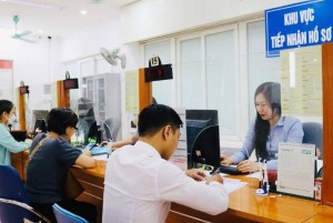 Từ 2026, người lao động mất việc được hưởng trợ cấp gấp 5 lần lương tối thiểu
