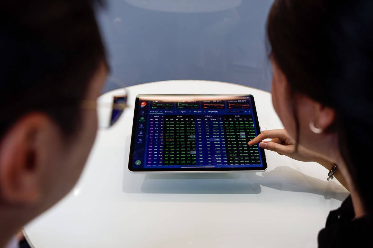 Chứng khoán Rồng Việt: Quý III/2025, tự doanh gấp 9,5 lần so với quý trước