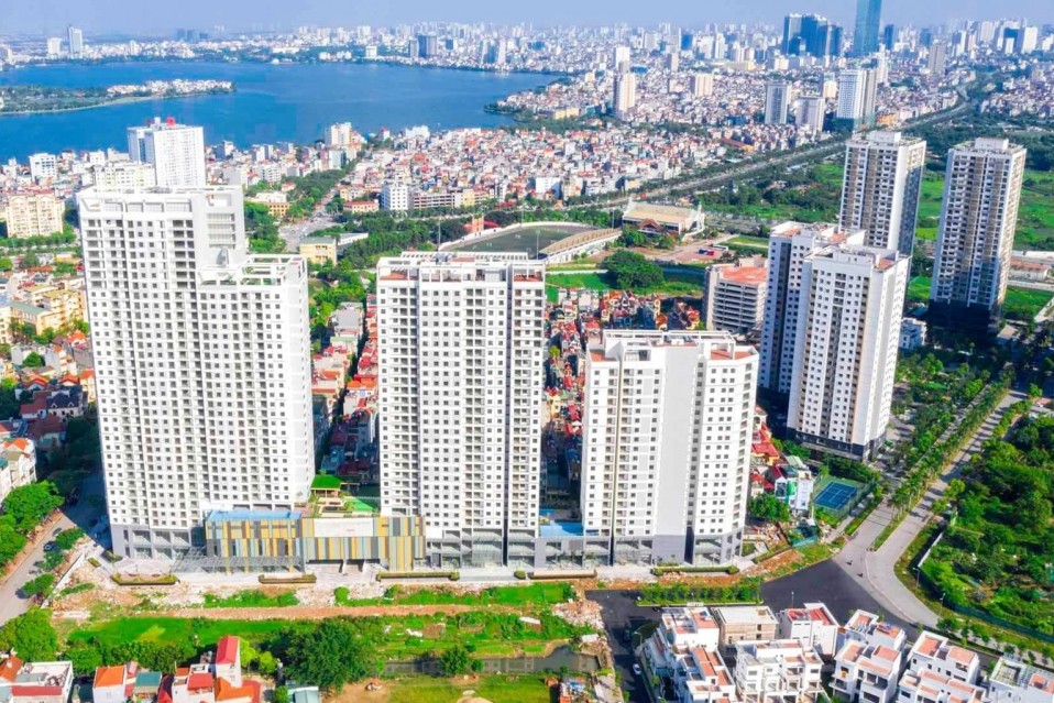 Nguy cơ “bội thực” nguồn cung cao cấp: Thị trường bất động sản cần cú hãm hợp lý