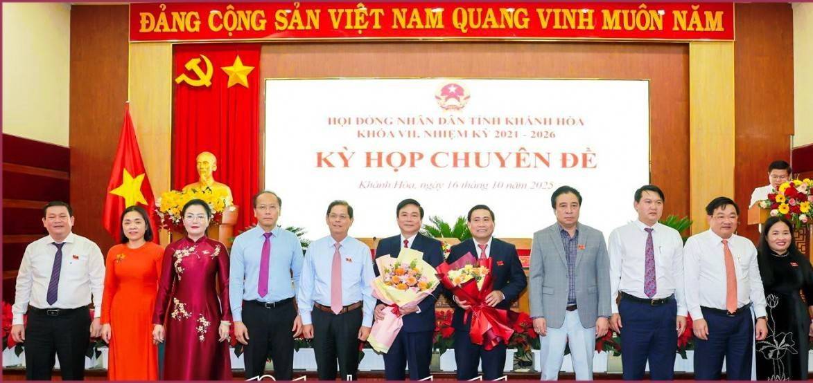 Khánh Hòa có tân Chủ tịch HĐND và tân Phó Chủ tịch UBND tỉnh