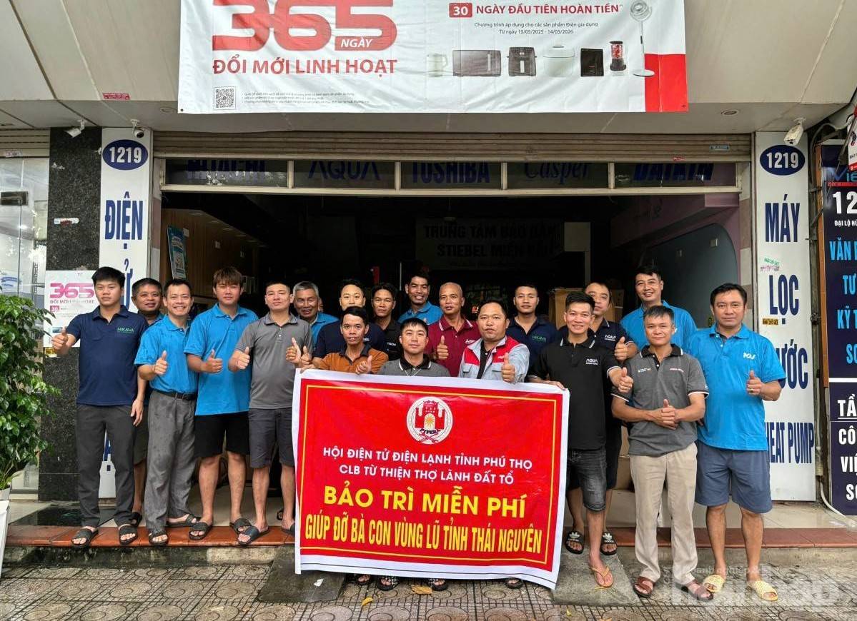 Thợ điện lạnh Phú Thọ hồi sinh các thiết bị vùng lũ Thái Nguyên sau bão
