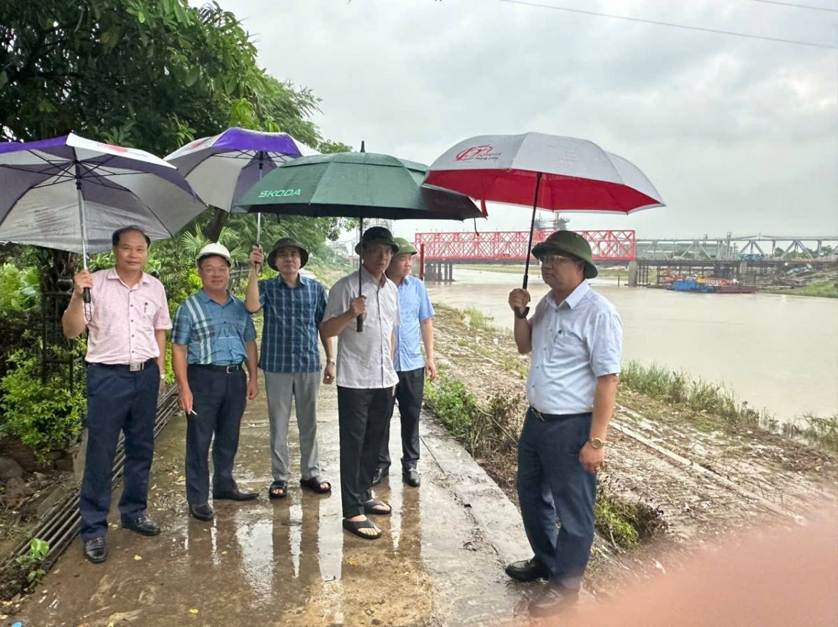 Đoàn công tác kiểm tra PCLB cơn bão số 3 (tại Bắc Ninh, Hà Nội)