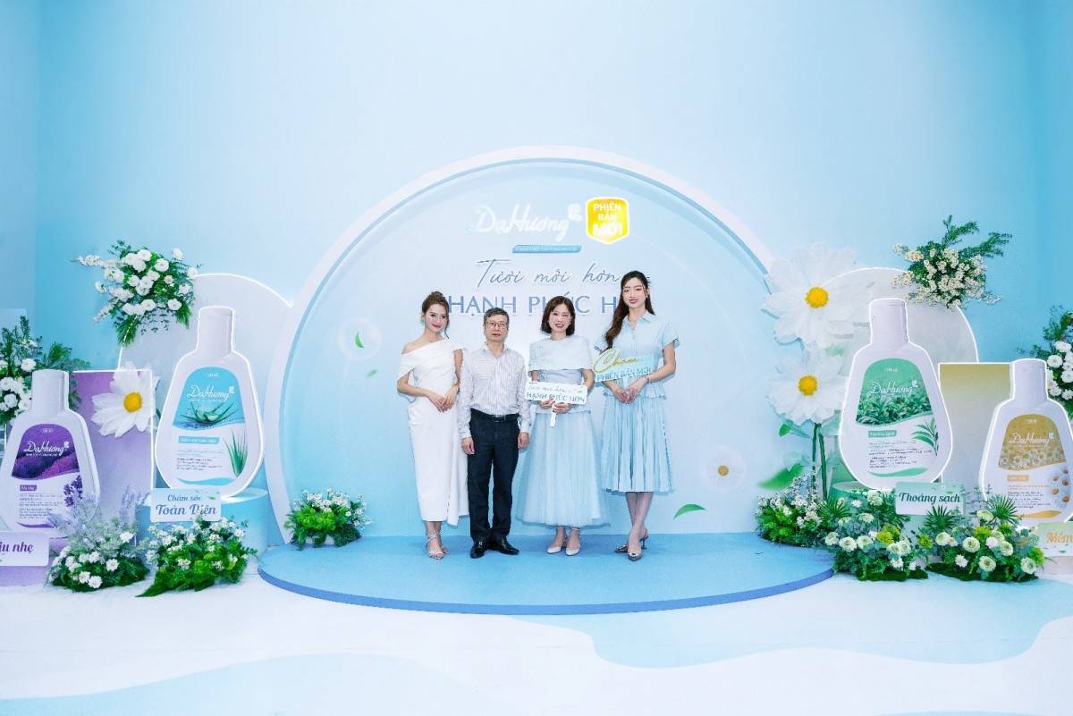 “Chạm Phiên Bản Mới” - Thông điệp Dạ Hương gửi tới phái đẹp nhân dịp 20/10
