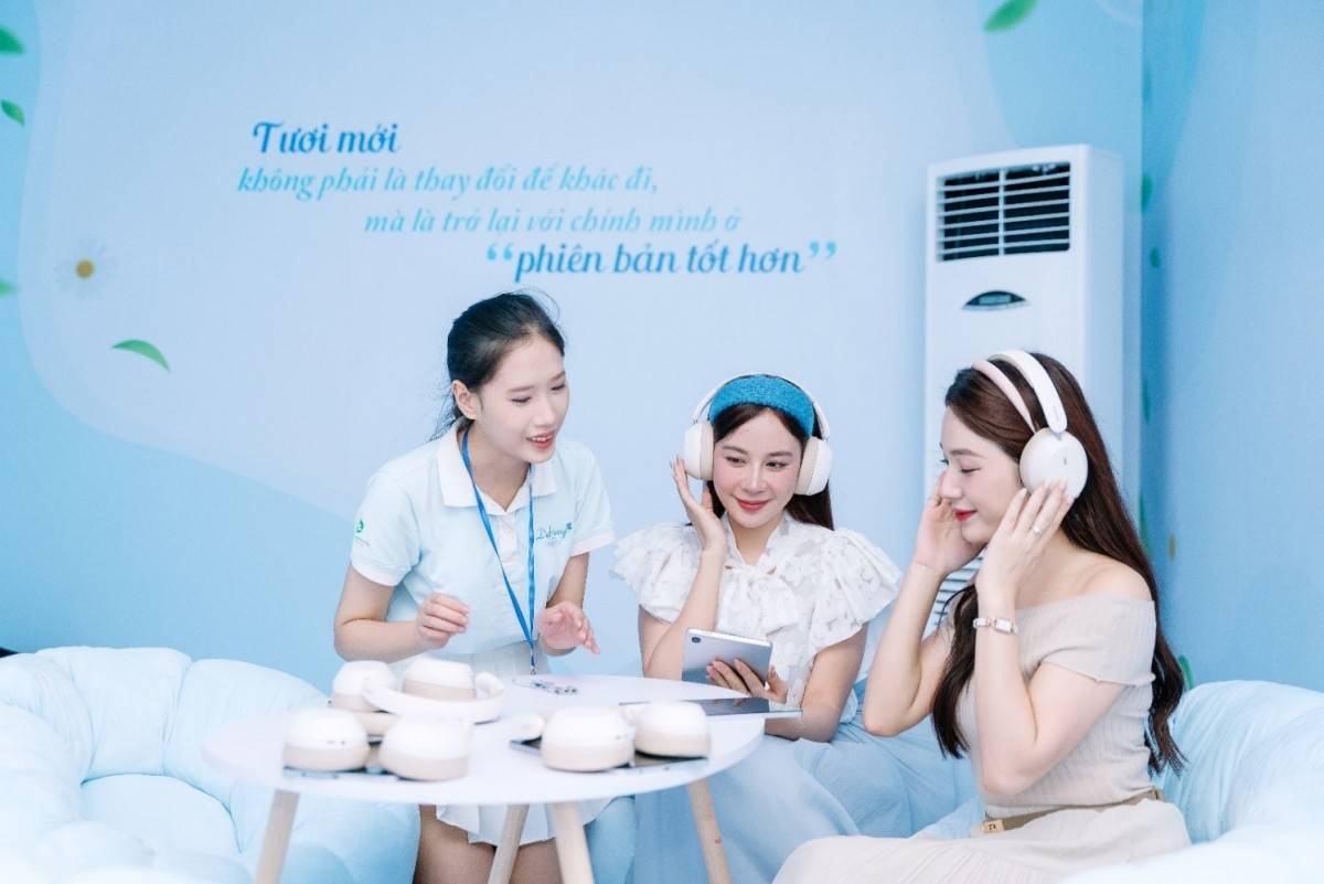 “Chạm Phiên Bản Mới” - Thông điệp Dạ Hương gửi tới phái đẹp nhân dịp 20/10