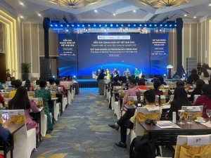 Gần 100 nữ doanh nhân được trao tặng Bông Hồng Vàng năm 2025