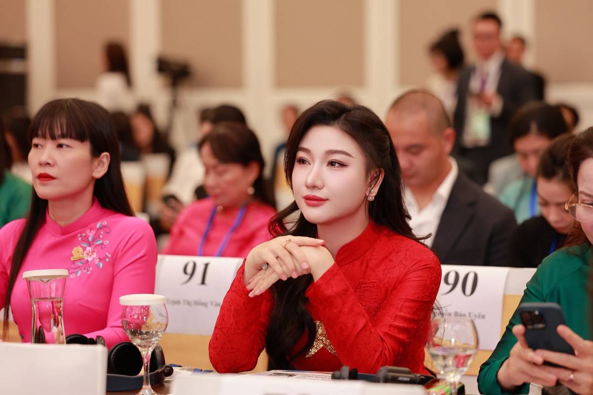 TS. Nguyễn Bảo Uyên và Hành trình “vượt sướng” để chạm tới danh hiệu Bông Hồng Vàng