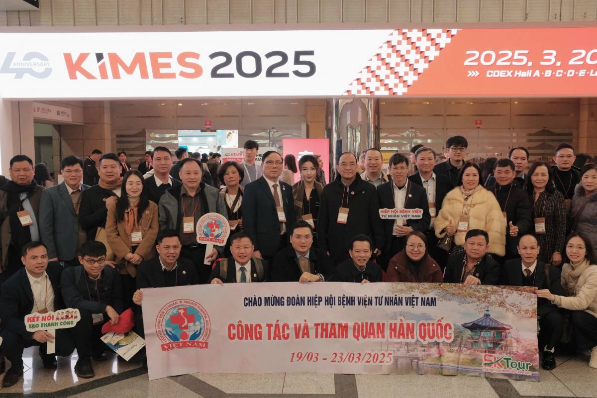 TS. Nguyễn Bảo Uyên và Hành trình “vượt sướng” để chạm tới danh hiệu Bông Hồng Vàng