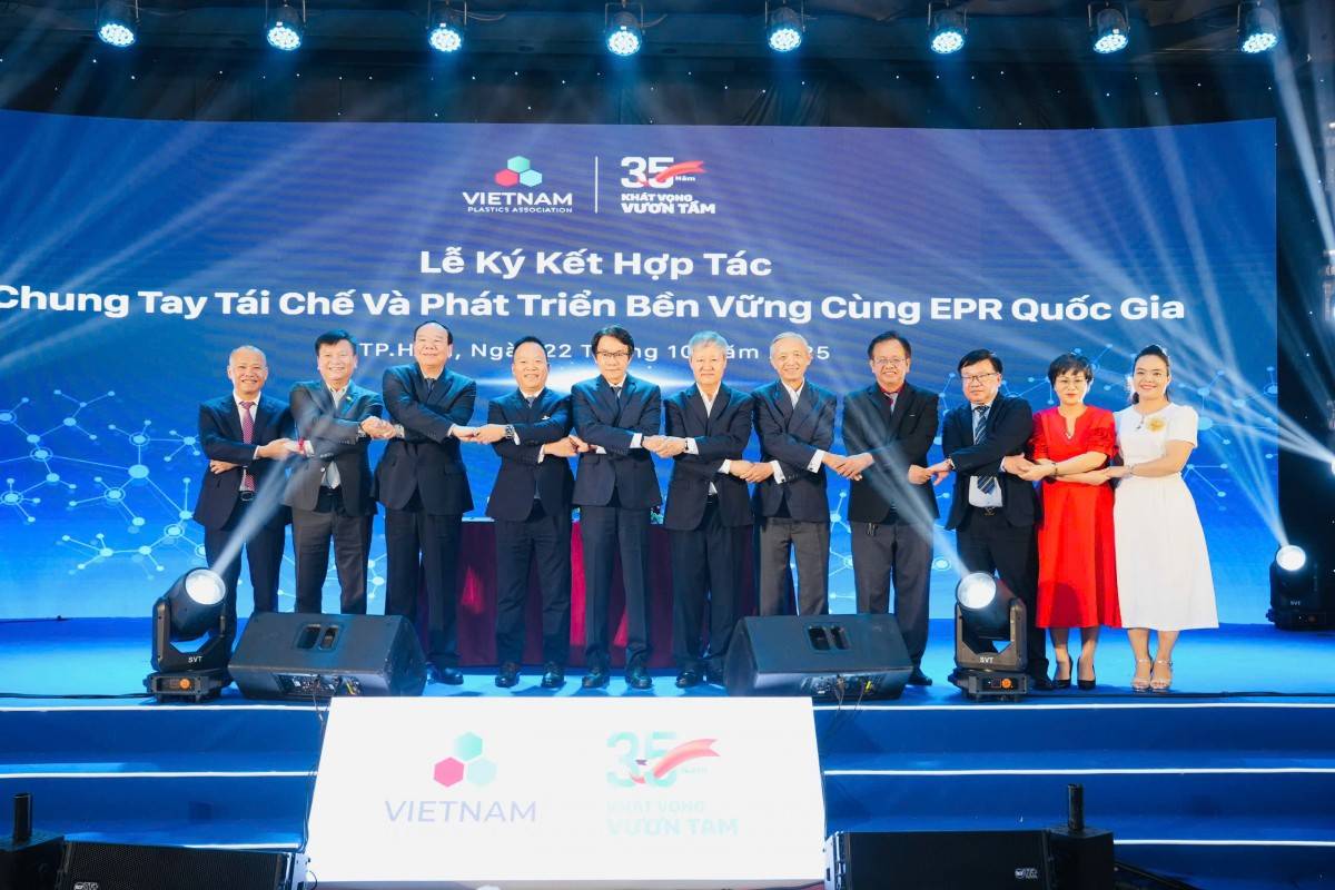 Ngành Nhựa Việt và “Khát vọng vươn tầm”: Từ tăng trưởng số lượng đến phát triển bền vững