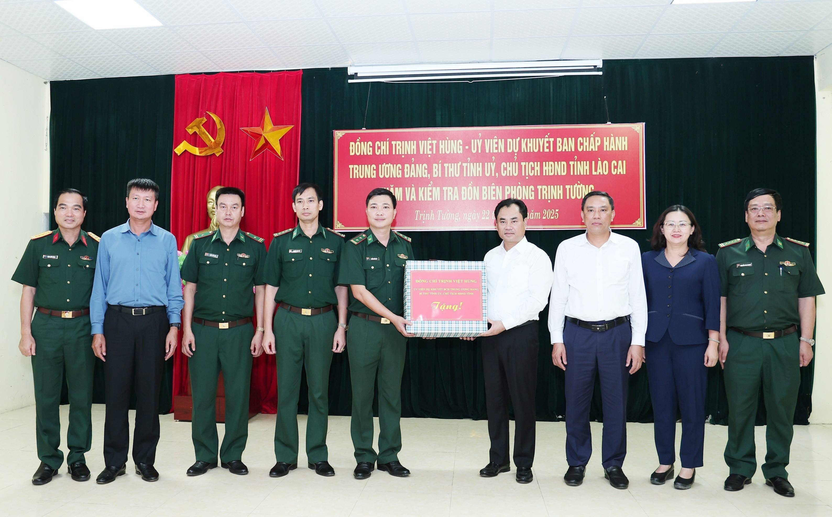 Lào Cai đẩy nhanh tiến độ dự án hạ tầng, chăm lo đời sống người dân vùng biên giới