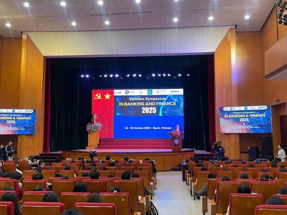Hội thảo VSBF 2025: Đề xuất giải pháp hoàn thiện thể chế tài chính - tiền tệ