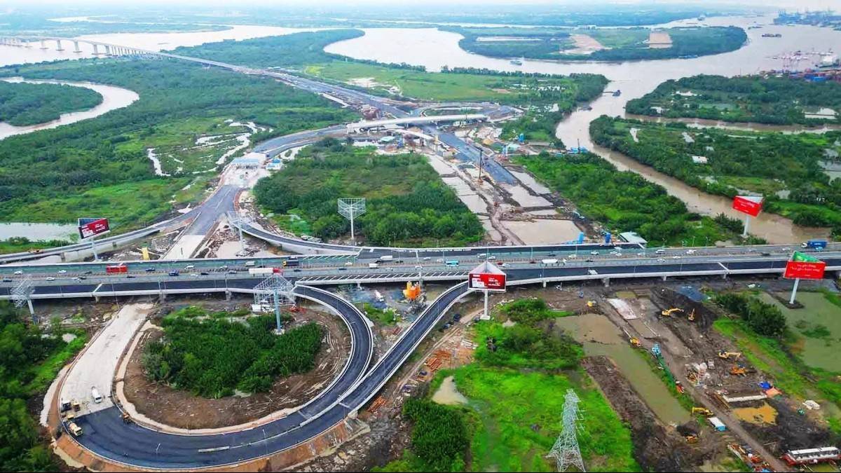 TP. Hồ Chí Minh thúc tiến độ giải ngân đầu tư công tại khu vực giáp Bình Dương