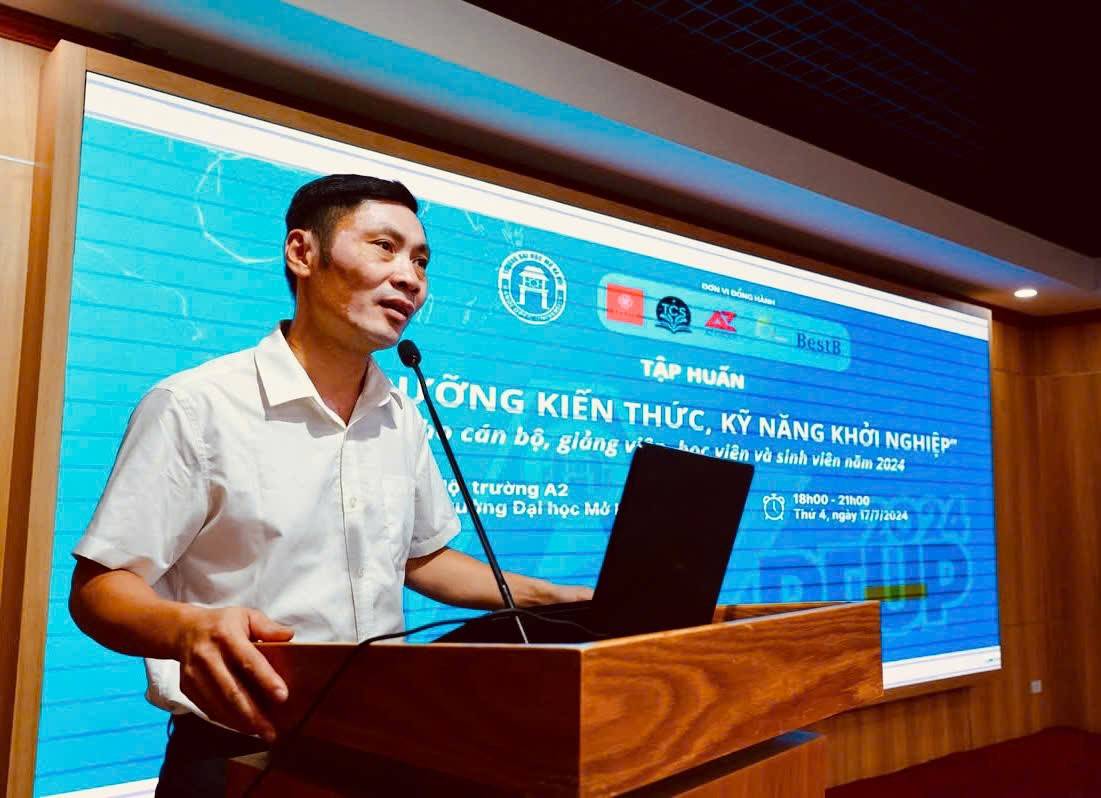 Ths. Nguyễn Anh Hoàn: Trung tâm được định vị như một cầu nối chiến lược giữa nhà trường – doanh nghiệp – sinh viên,