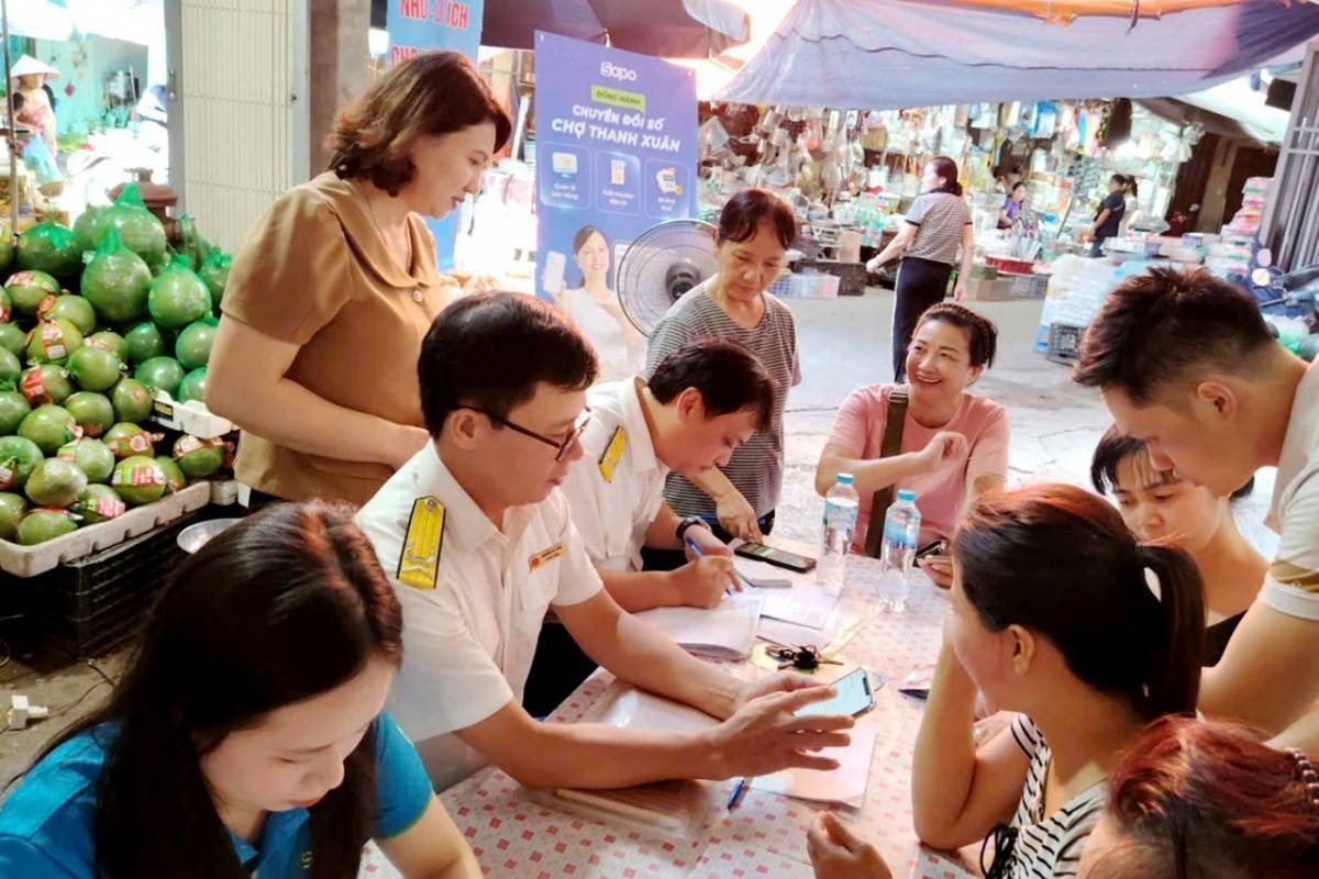 Hơn 18.500 hộ kinh doanh chuyển từ nộp thuế khoán sang kê khai