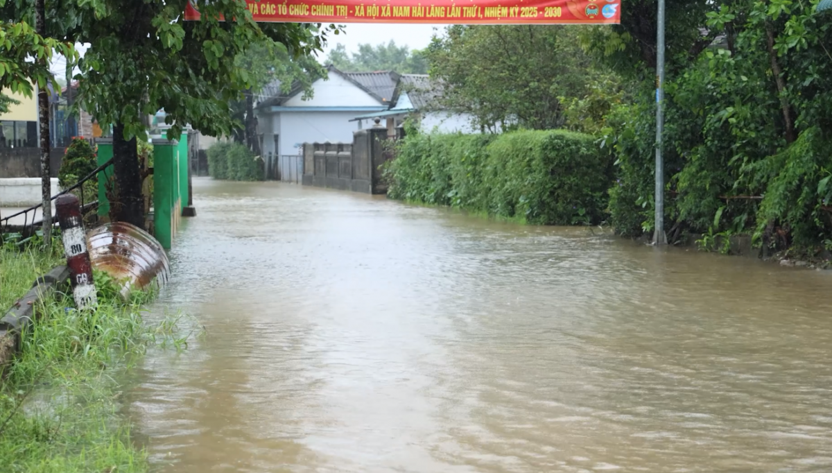 Quảng Trị: Chủ động ứng phó nguy cơ ngập lụt diện rộng do ảnh hưởng hoàn lưu bão số 12