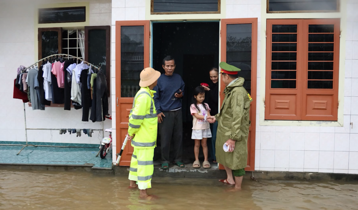 Quảng Trị: Chủ động ứng phó nguy cơ ngập lụt diện rộng do ảnh hưởng hoàn lưu bão số 12