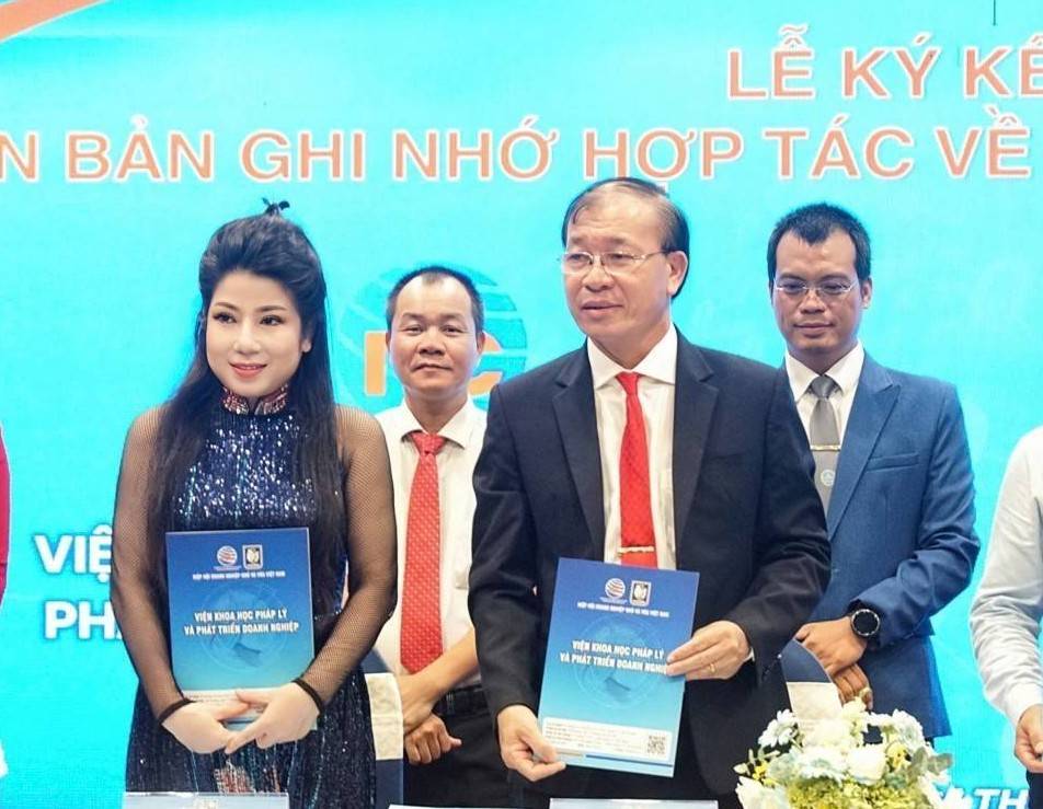 Tạp chí Doanh nghiệp và Hội nhập ký kết hợp tác chiến lược với Viện ILC: Lan tỏa tri thức pháp luật đến cộng đồng doanh nghiệp