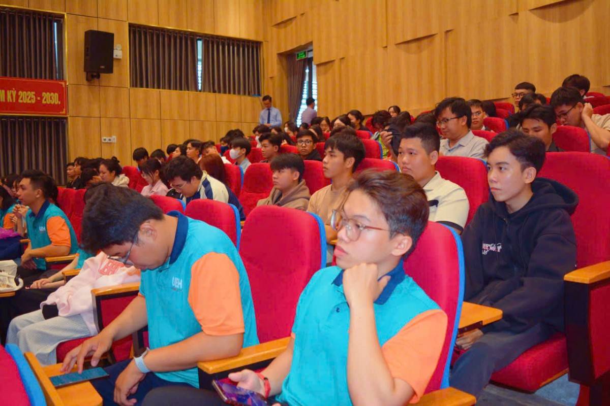Vĩnh Long: Tiên phong thúc đẩy khoa học, công nghệ, đổi mới sáng tạo và chuyển đổi số Vĩnh Long: Tiên phong thúc đẩy khoa học, công nghệ, đổi mới sáng tạo và chuyển đổi số