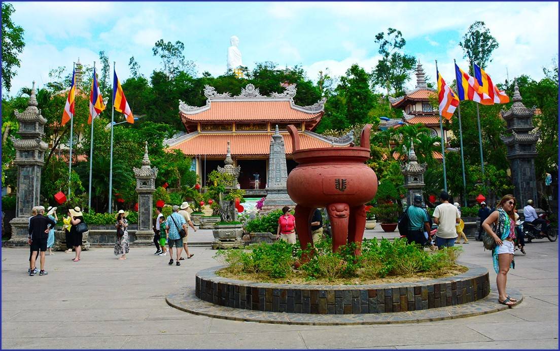 Tàu biển quốc tế  Discovery Princess đưa 1.200 du khách đến thành phố Vịnh đẹp thế giới Tàu biển quốc tế  Discovery Princess đưa 1.200 du khách đến thành phố Vịnh đẹp thế giới