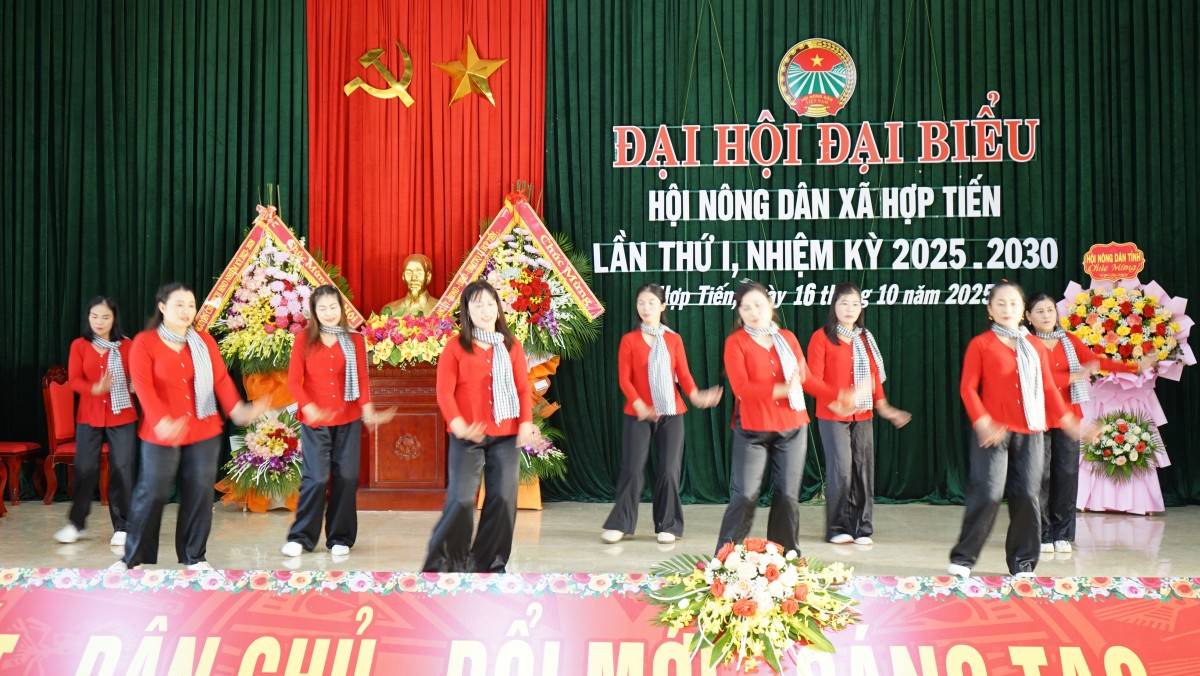 Xã Hợp Tiến (Thanh Hóa) sau 4 tháng sáp nhập: Thành công bước đầu và những “nút thắt” cần tháo gỡ Xã Hợp Tiến (Thanh Hóa) sau 4 tháng sáp nhập: Thành công bước đầu và những “nút thắt” cần tháo gỡ