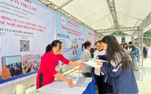 Hội chợ việc làm Tuần Giáo: Mở rộng cơ hội nghề nghiệp cho người lao động