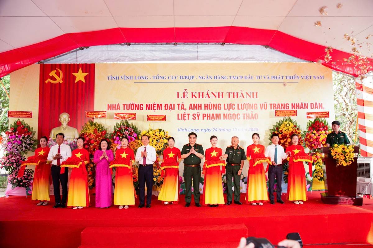 BIDV và dấu ấn tri ân qua công trình Nhà tưởng niệm Anh hùng LLVTND Phạm Ngọc Thảo BIDV và dấu ấn tri ân qua công trình Nhà tưởng niệm Anh hùng LLVTND Phạm Ngọc Thảo