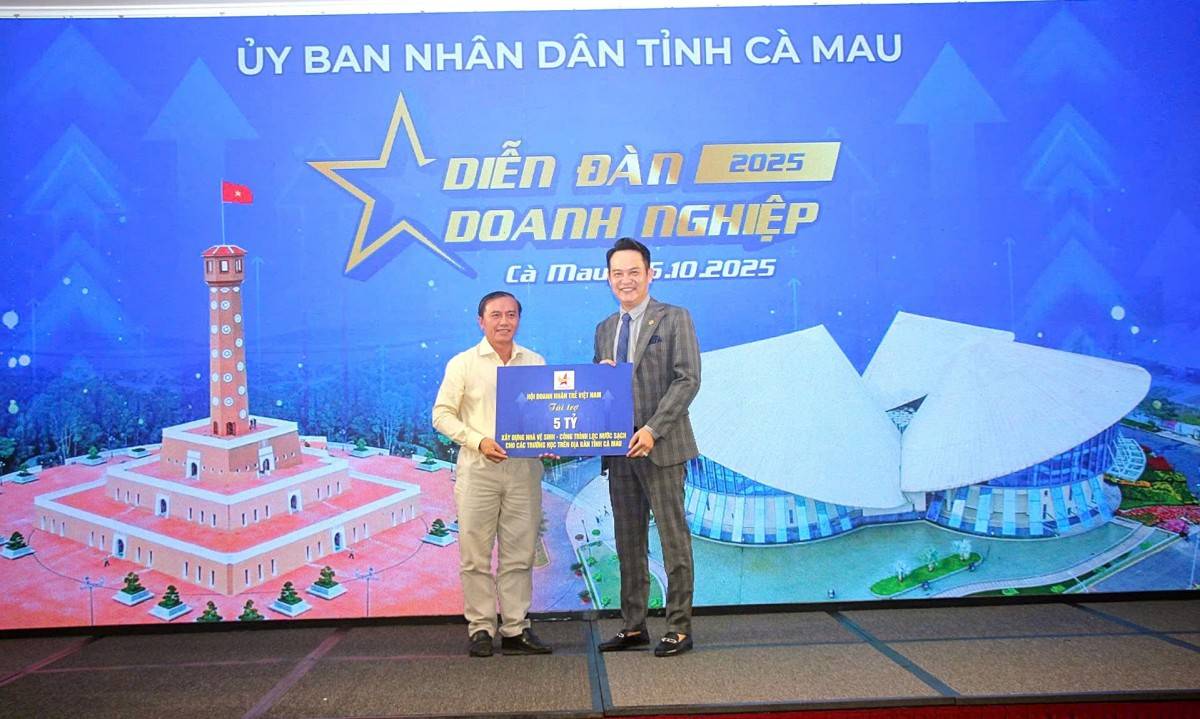 Hội Doanh nhân trẻ Việt Nam đã trao tặng 5 tỷ đồng để xây dựng nhà vệ sinh và hệ thống lọc nước sạch cho các trường học trên địa bàn tỉnh Hội Doanh nhân trẻ Việt Nam đã trao tặng 5 tỷ đồng để xây dựng nhà vệ sinh và hệ thống lọc nước sạch cho các trường học trên địa bàn tỉnh