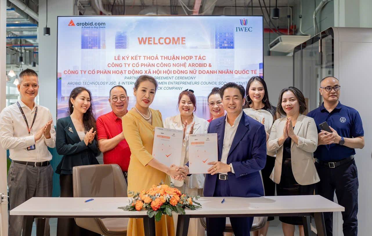 IWEC "lên sàn" Arobid: Bứt phá chuyển đổi số cho nữ doanh nhân toàn cầu