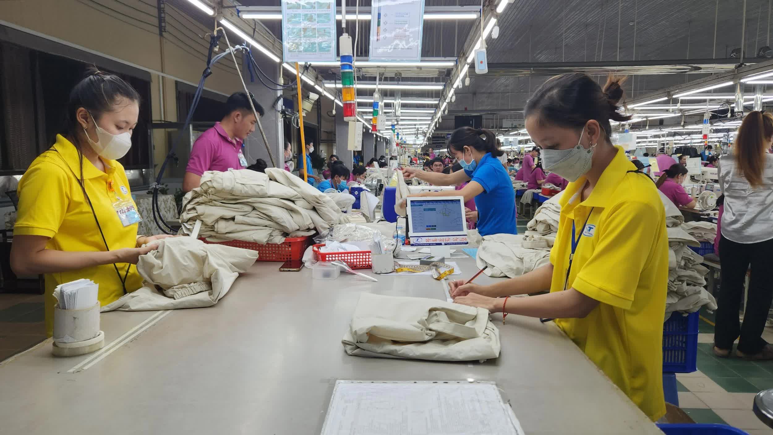 Ngành gỗ, dệt may, nông sản Việt Nam đón cơ hội lớn từ thuế đối ứng mới của Mỹ Ngành gỗ, dệt may, nông sản Việt Nam đón cơ hội lớn từ thuế đối ứng mới của Mỹ