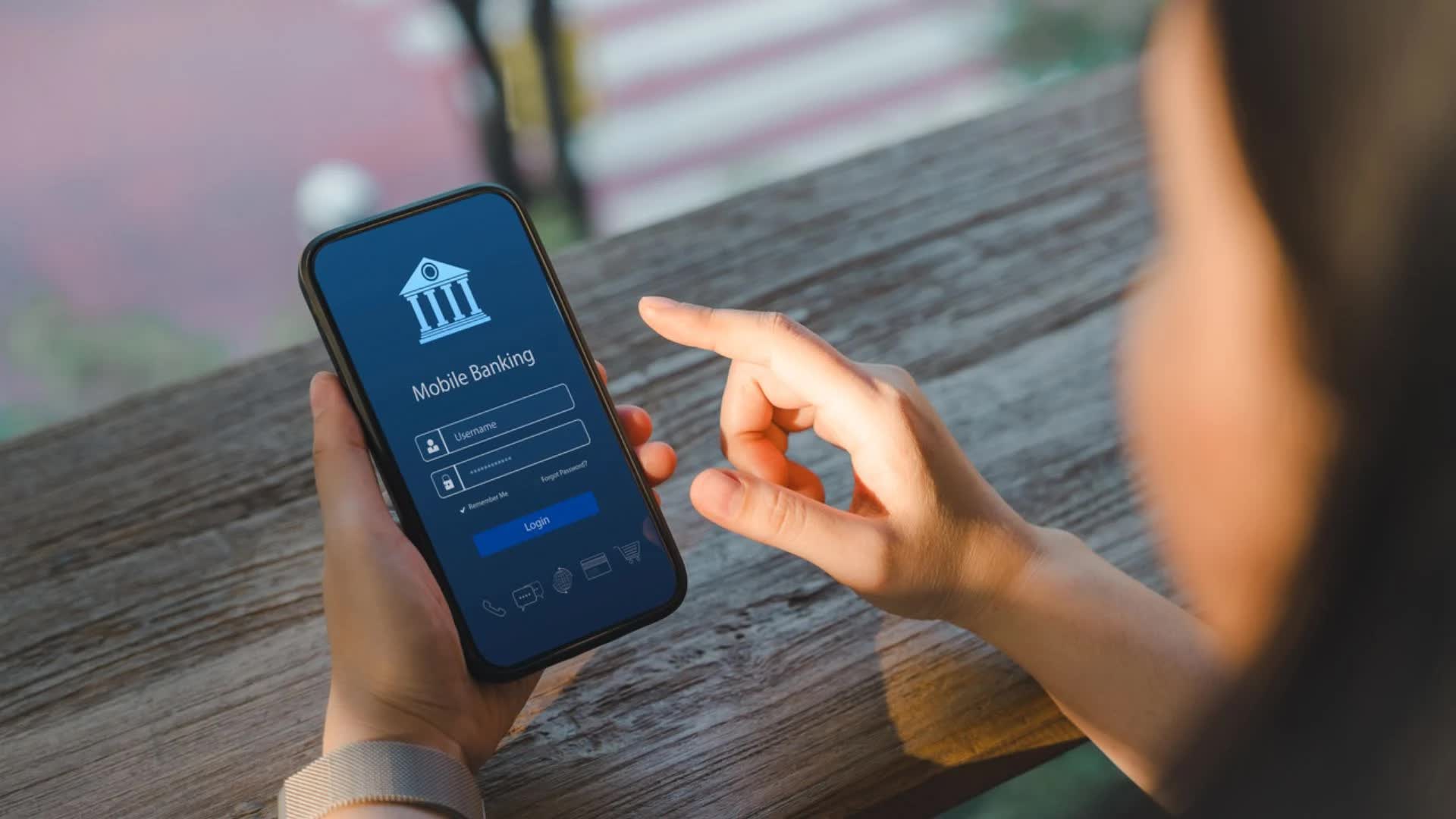 Phải có giải pháp chặn hành vi can thiệp trái phép vào ứng dụng Online Banking Phải có giải pháp chặn hành vi can thiệp trái phép vào ứng dụng Online Banking