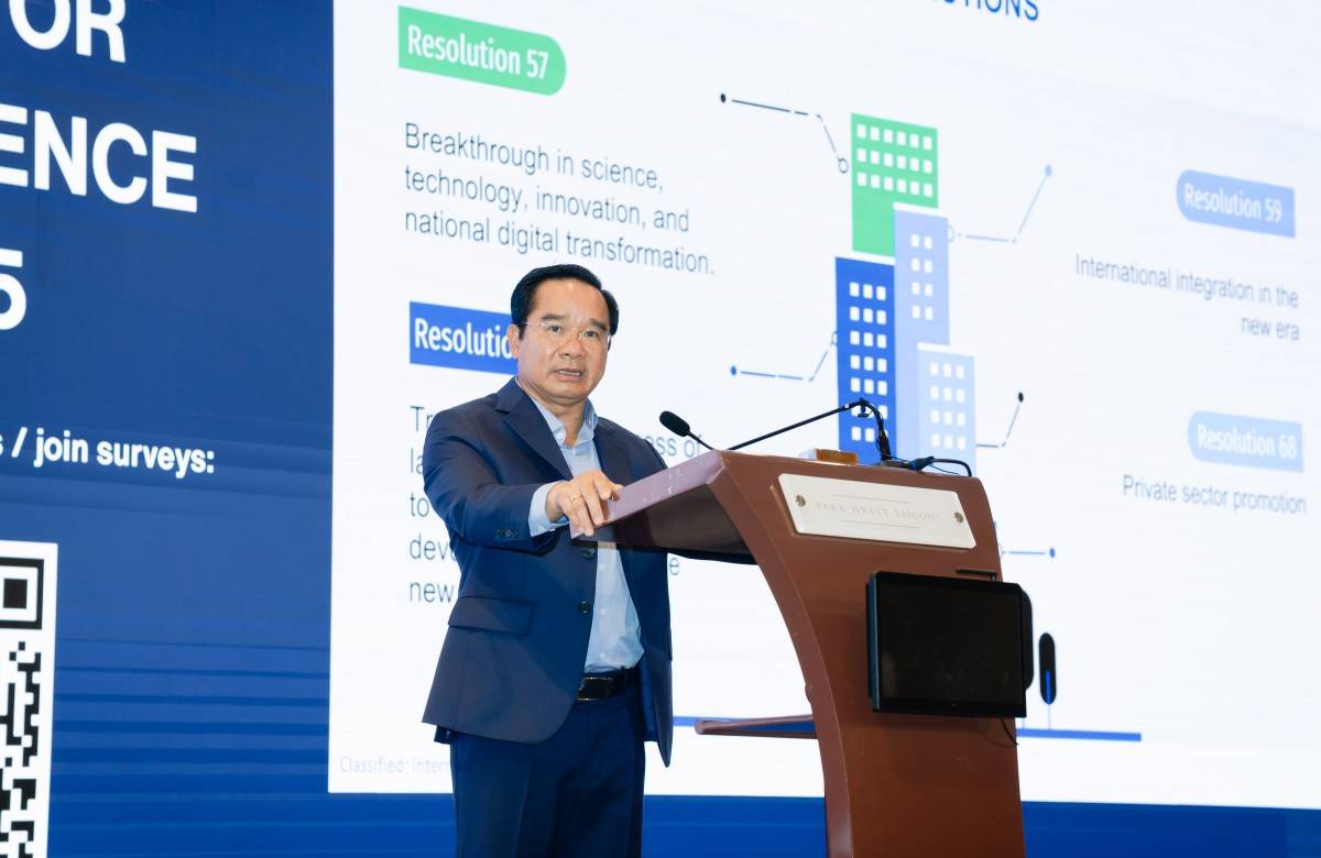 Chủ tịch TP. Hồ Chí Minh: Cam kết đồng hành cùng nhà đầu tư tìm cơ hội khác biệt tại thành phố Chủ tịch TP. Hồ Chí Minh: Cam kết đồng hành cùng nhà đầu tư tìm cơ hội khác biệt tại thành phố